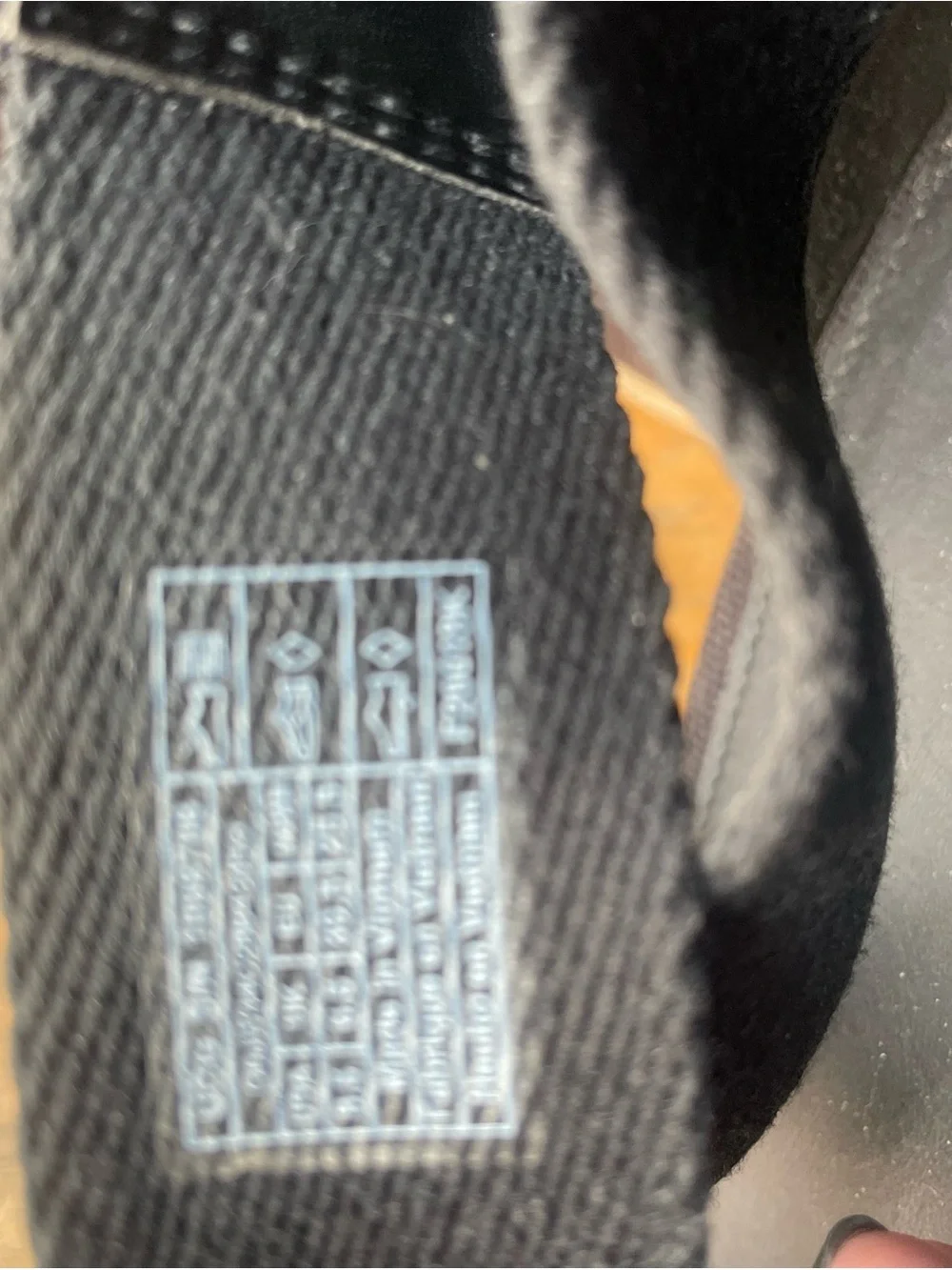 Black Wedge Sandals with Crisscross Straps - Women UGG 8.5 size good condition